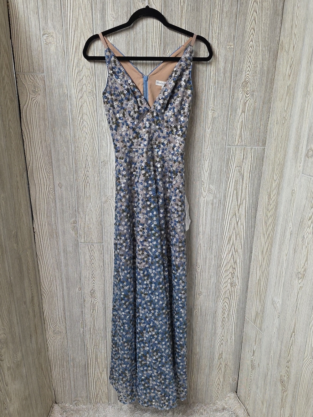 Dress the Population Ariyah Sequin Embroidered Sleeveless V Neck Formal Gown NWT